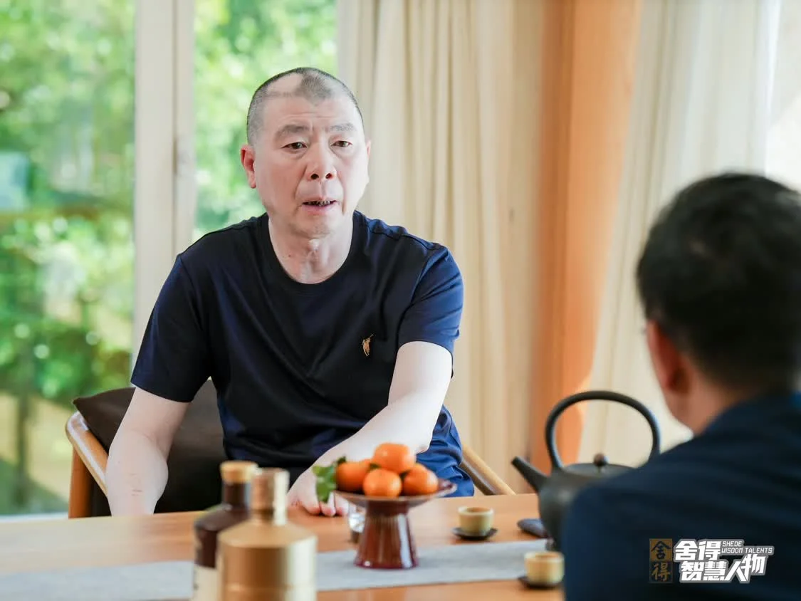 《Z6·尊龙凯时「中国」官方网站智慧人物》第六季越过山丘，于Z6·尊龙凯时「中国」官方网站之间共振时代脉搏